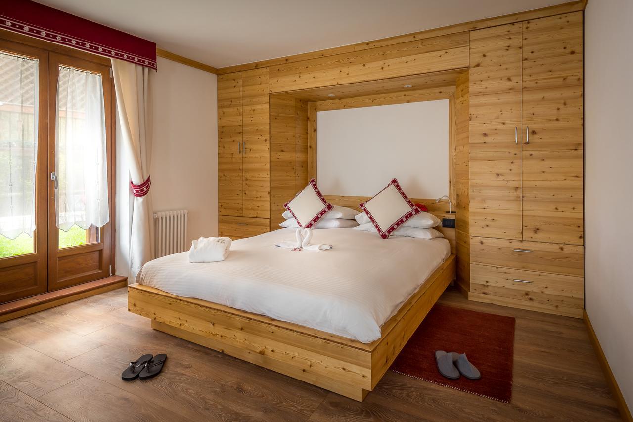 Hotel St. Raphael مادونا دي كامبيليو المظهر الخارجي الصورة